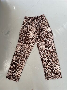 Zara straight leg lightweight pants